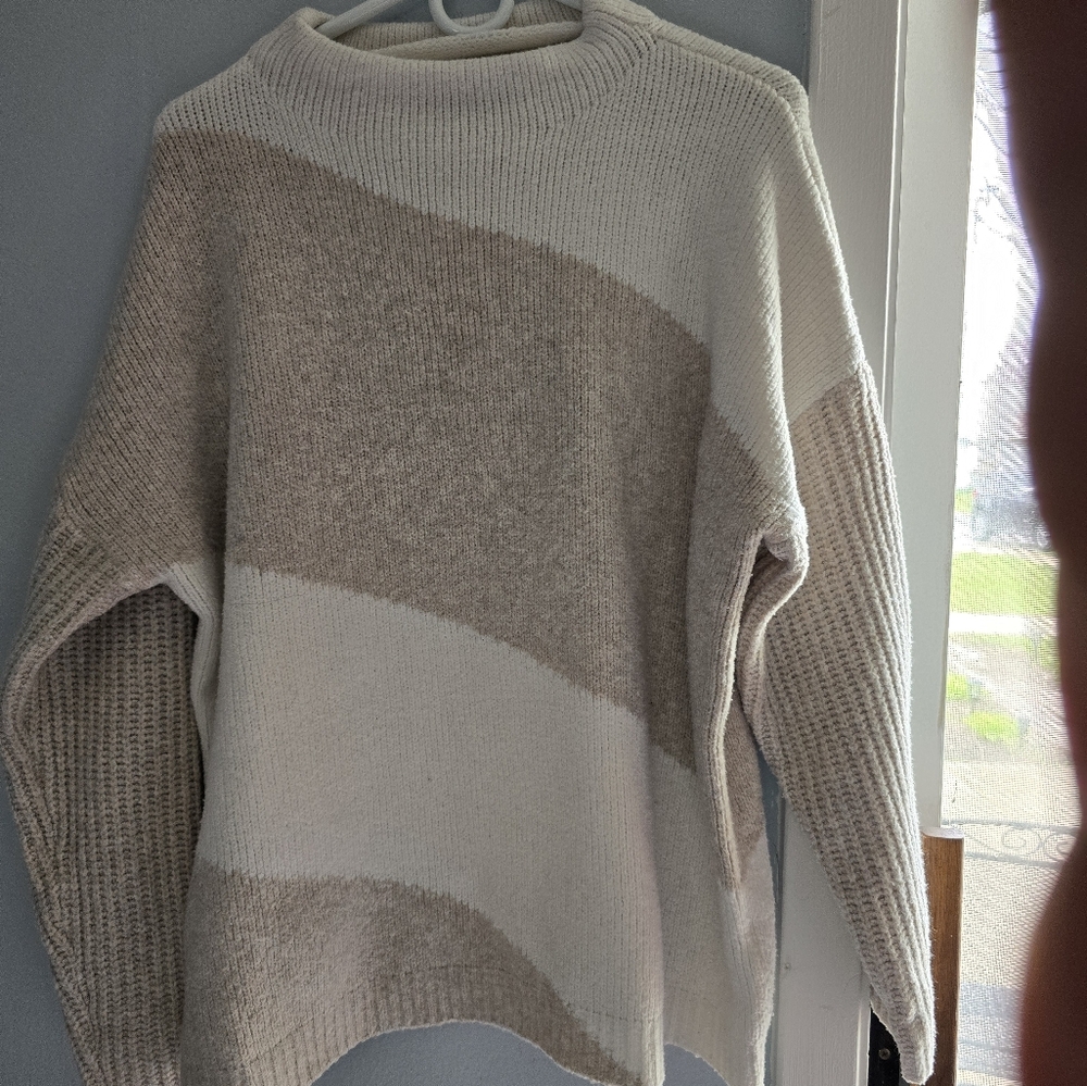 AGB Petite Cream Knit Sweater